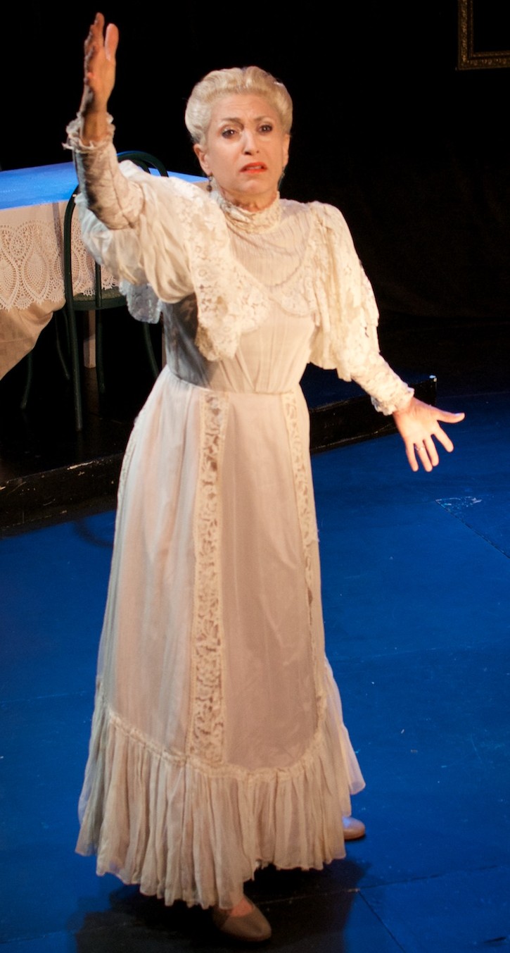 THE GLASS MENAGERIE: 